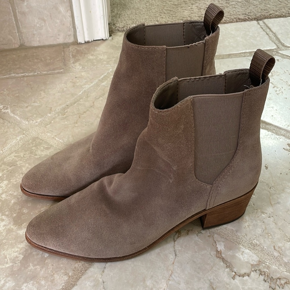 Dolce Vita suede ankle boots